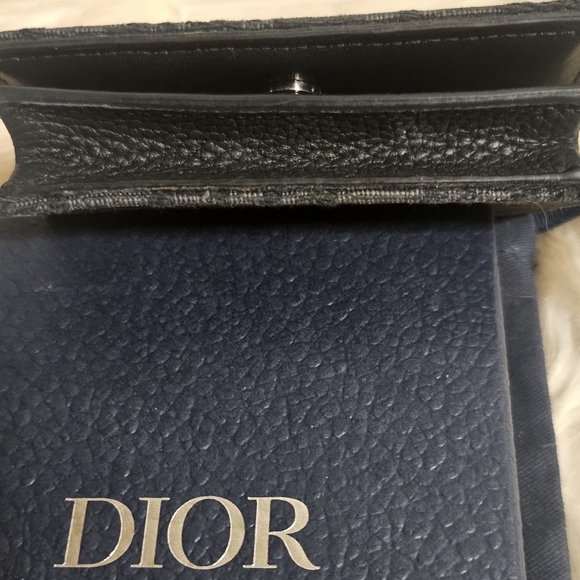 AUTHENTIC DIOR OBLIQUE COMPACT WALLET (full inclusion) - Picture 7 of 8